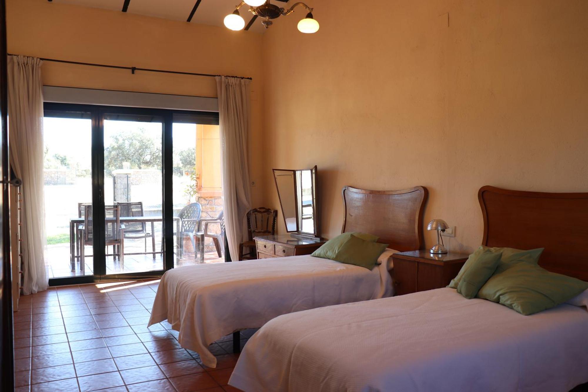 Lidenex Villa Guijo de Granadilla Екстериор снимка