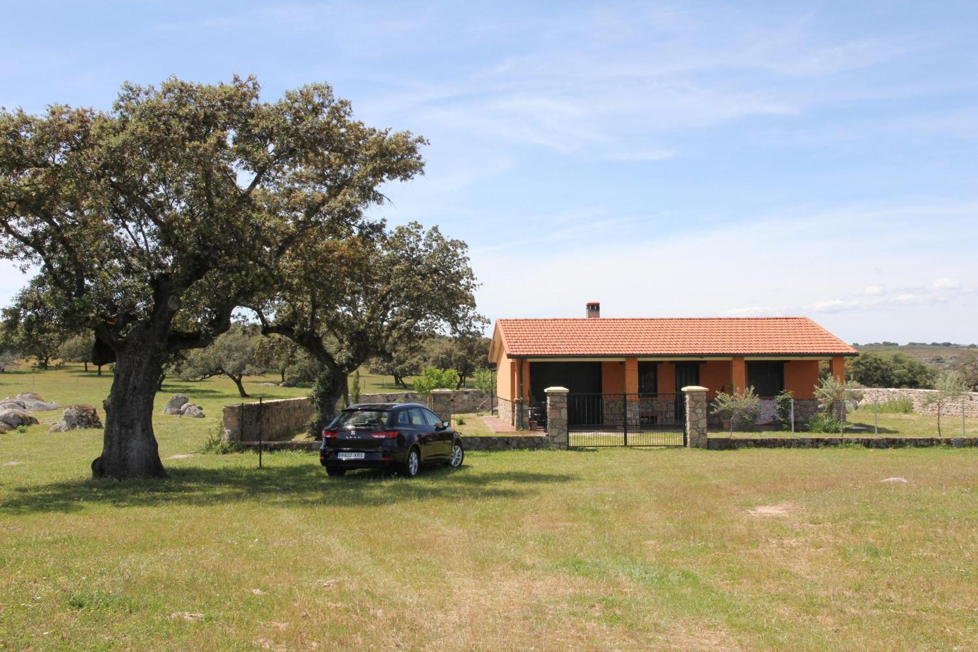 Lidenex Villa Guijo de Granadilla Екстериор снимка